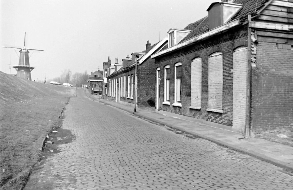 Vlaardingen jaren70 nr 0185